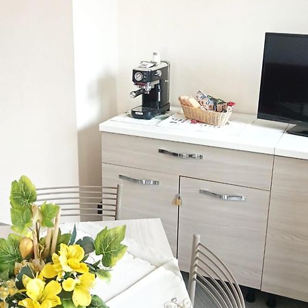 Appartamenti Il Cerqueto 2 แตร์นี ภายนอก รูปภาพ